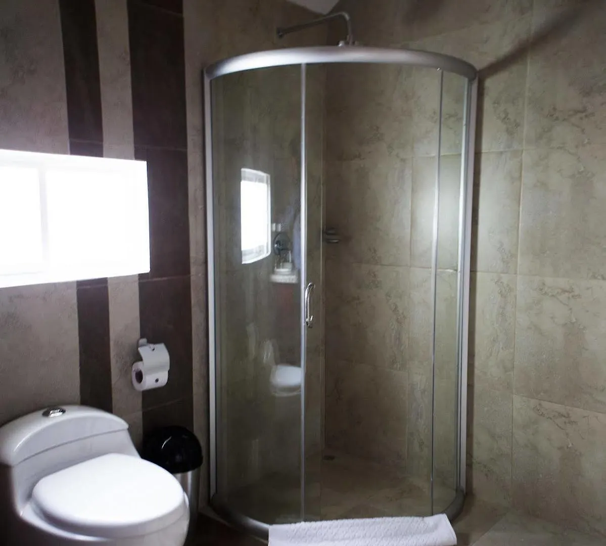 *** Guest house Villa Emilia Hostal Cuenca Ecuador