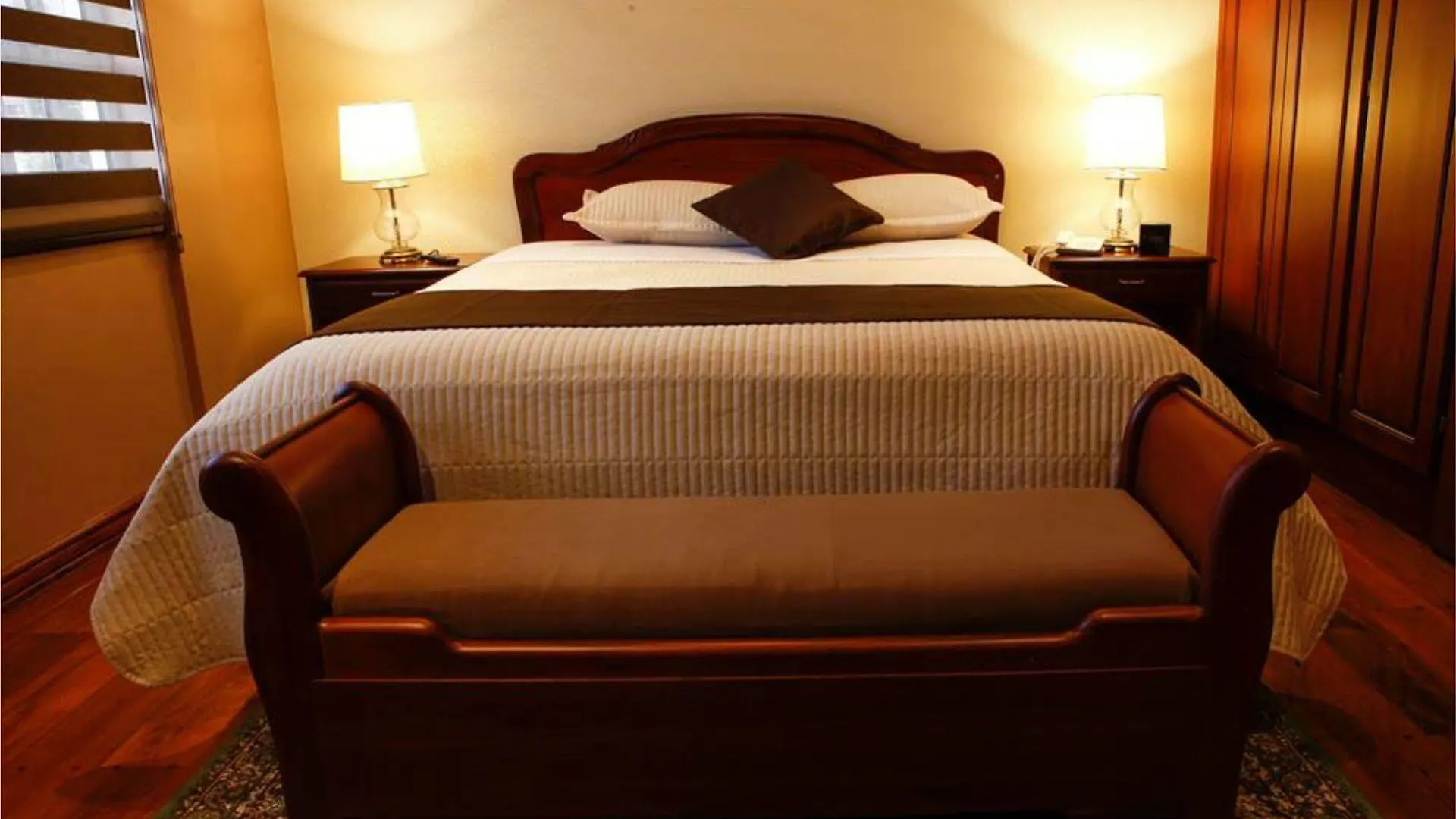 Villa Emilia Hostal Cuenca Guest house