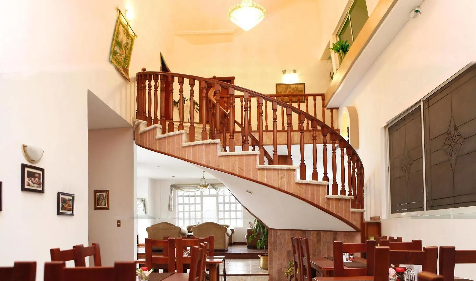 Villa Emilia Hostal Cuenca Guest house